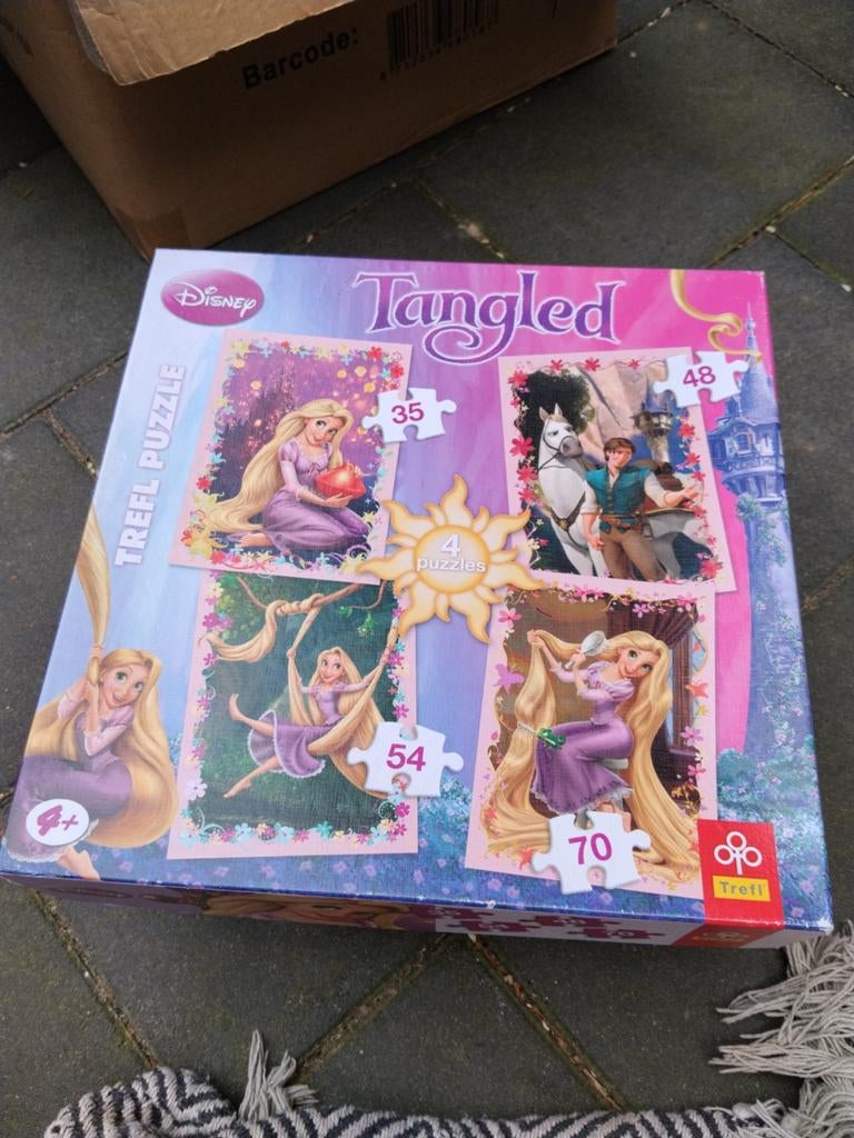 Disney Rapunzel Puzzelset - 4 Puzzels in één doos, Ophalen of Verzenden, Meer dan 50 stukjes, Gebruikt, 4 tot 6 jaar