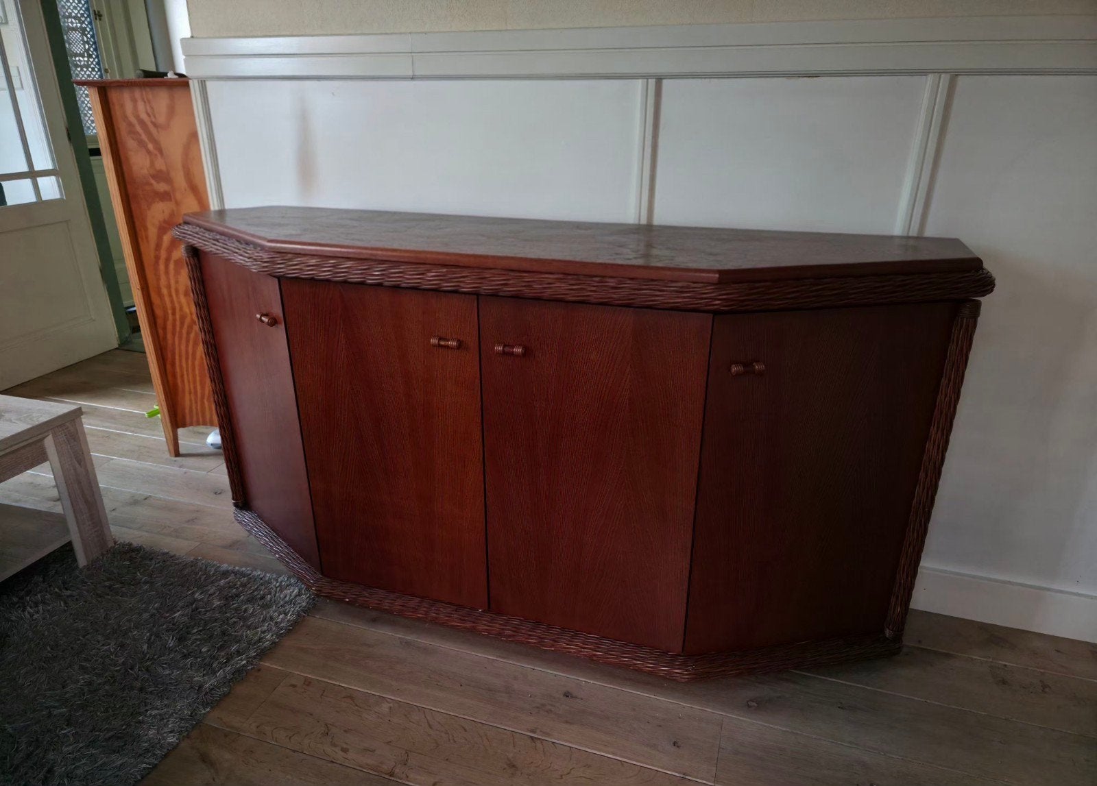 Gremaro Manoumeubelen Dressoir, Huis en Inrichting, Kasten | Dressoirs, Ophalen, 100 tot 150 cm, Klassiek, Manoumeubelen, Zo goed als nieuw