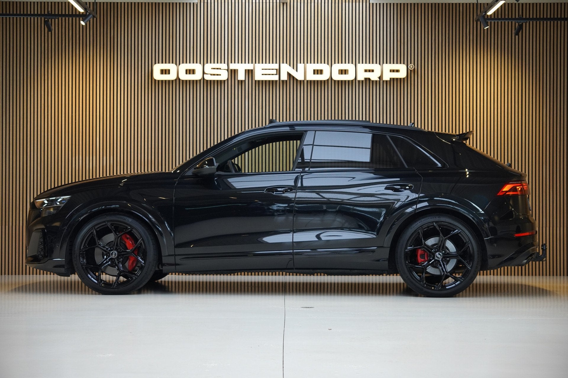 Audi SQ8 4.0TFSI/507pk SQ8 Quattro Blackstyle|2024|Pano|Luch, Auto's, Audi, Automaat, Dealer onderhouden, Gebruikt, 508 pk