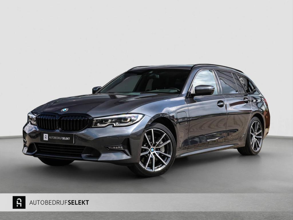 BMW 3-serie Touring 330e xDrive - TREKHAAK - 360 CAMERA - DE, Auto's, BMW, 1998 cc, Gebruikt, Huisgarantie, 4 cilinders