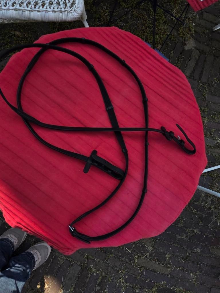 Zwarte smalle springteugels met blinde sluiting, Dieren en Toebehoren, Paarden en Pony's | Hoofdstellen en Tuigage, Zo goed als nieuw