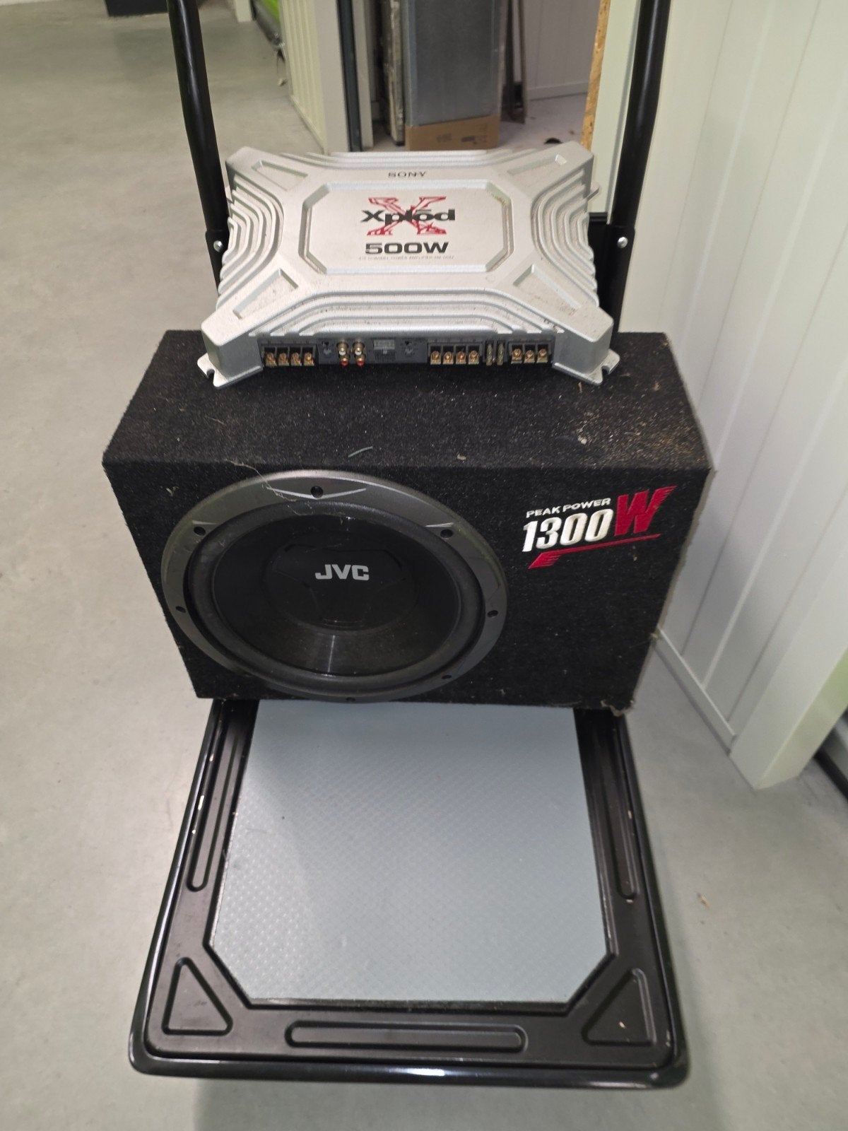 JVC Subwoofer (1300W) met Sony Xplod Versterker (500W), Ophalen of Verzenden, Gebruikt