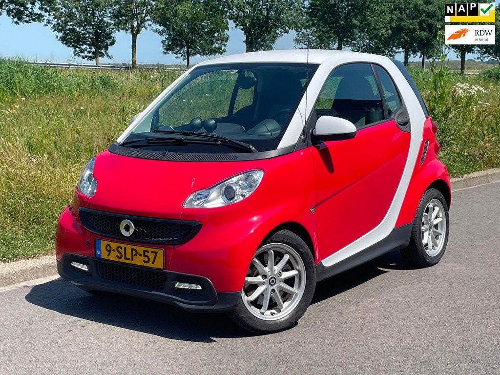 Smart Fortwo coupé 1.0 mhd Edition Pure Automaat Airco, Automaat, Euro 5, Gebruikt, Zwart