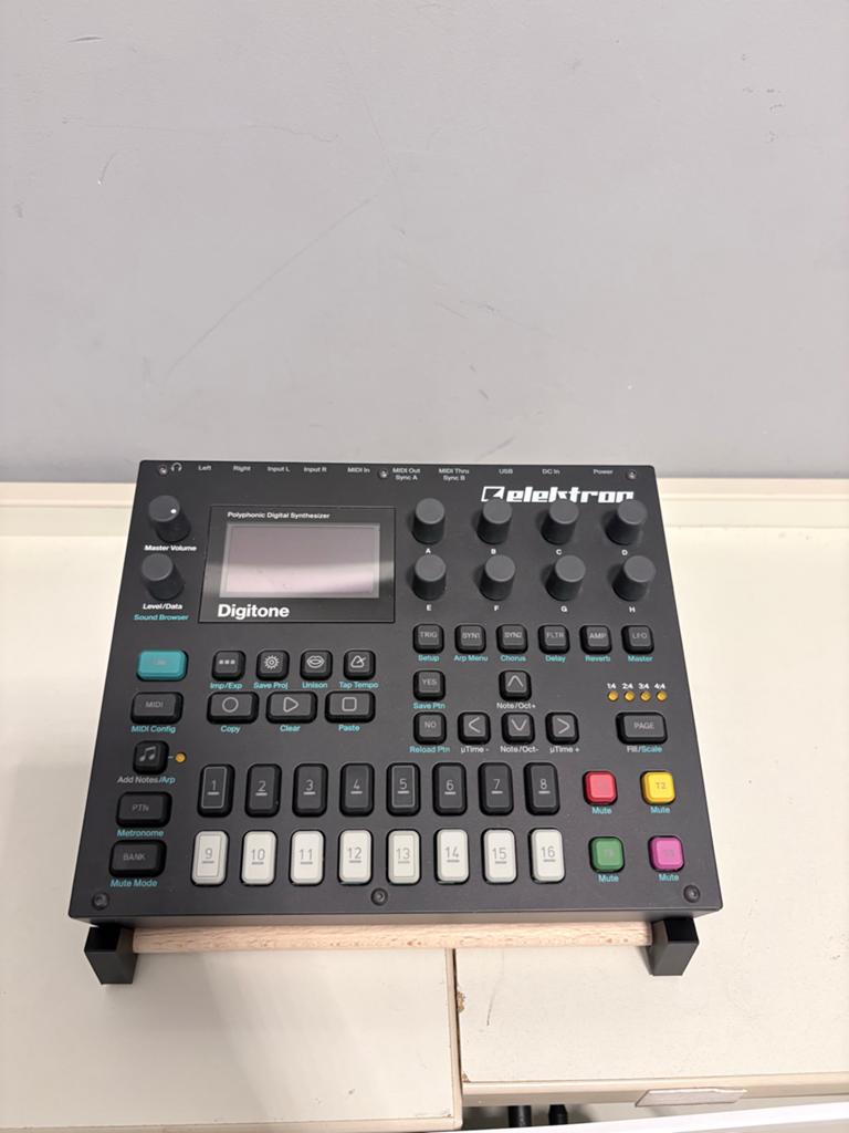 Elektron Digitone Synthesizer + Custom Standaard, Muziek en Instrumenten, Ophalen of Verzenden, Zo goed als nieuw, Overige merken