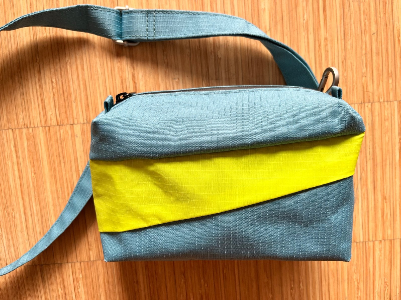 Susan Bijl The New Bum Bag - S- Turqouise/Geel, Ophalen of Verzenden, Zo goed als nieuw, Schoudertasje