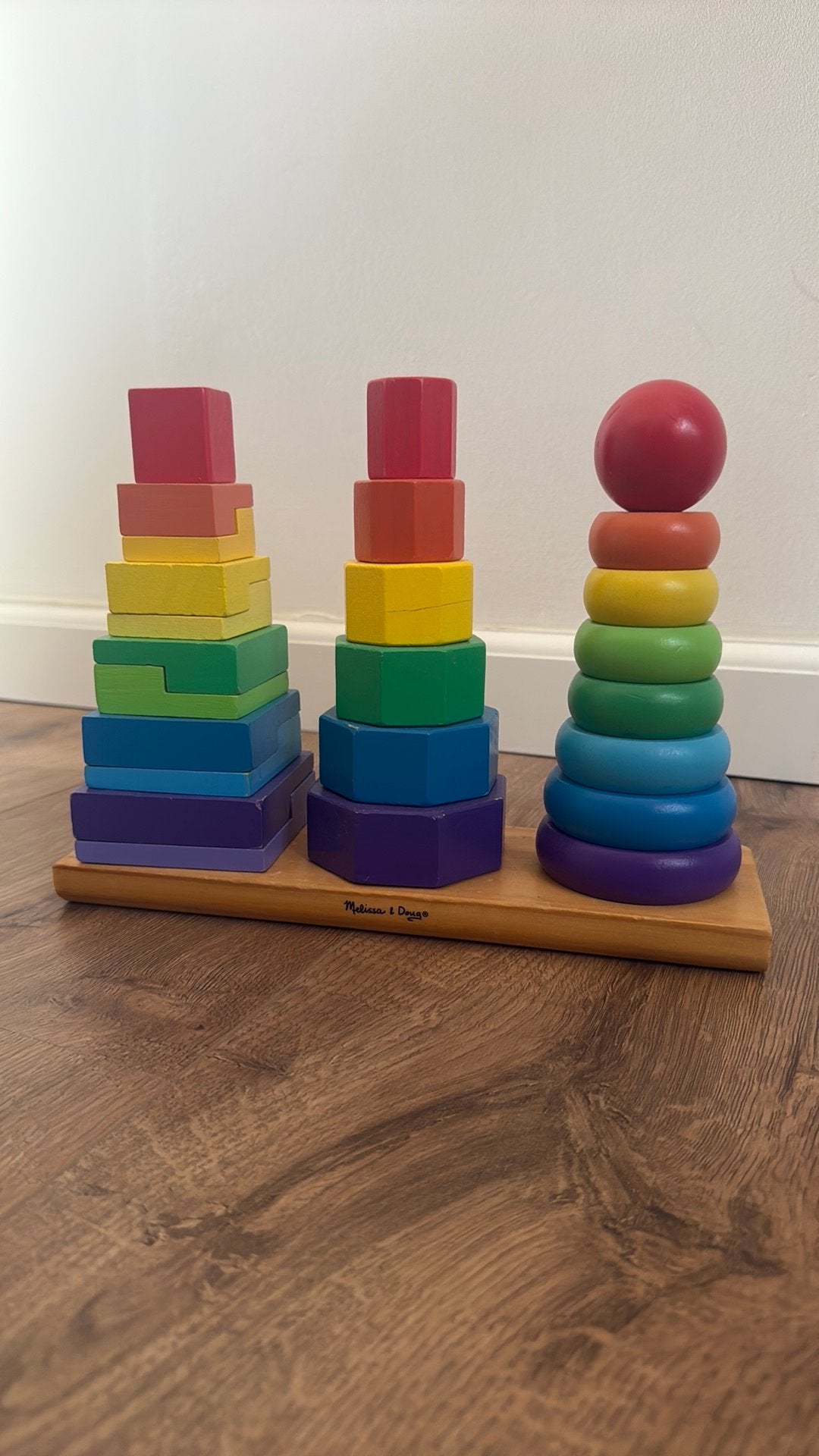 Melissa & Doug Geometric Stacker - Wooden Toys, Ophalen, Zo goed als nieuw