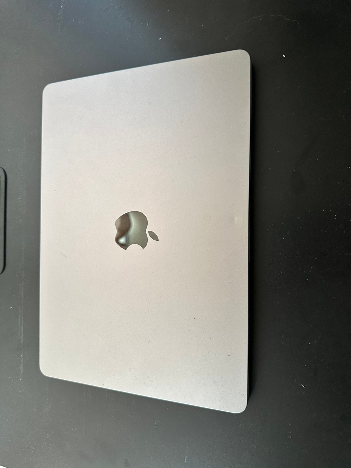 Macbook air 13 inch M3 2024 defect met apple id, Verzenden, Zo goed als nieuw, 13 inch, MacBook Air