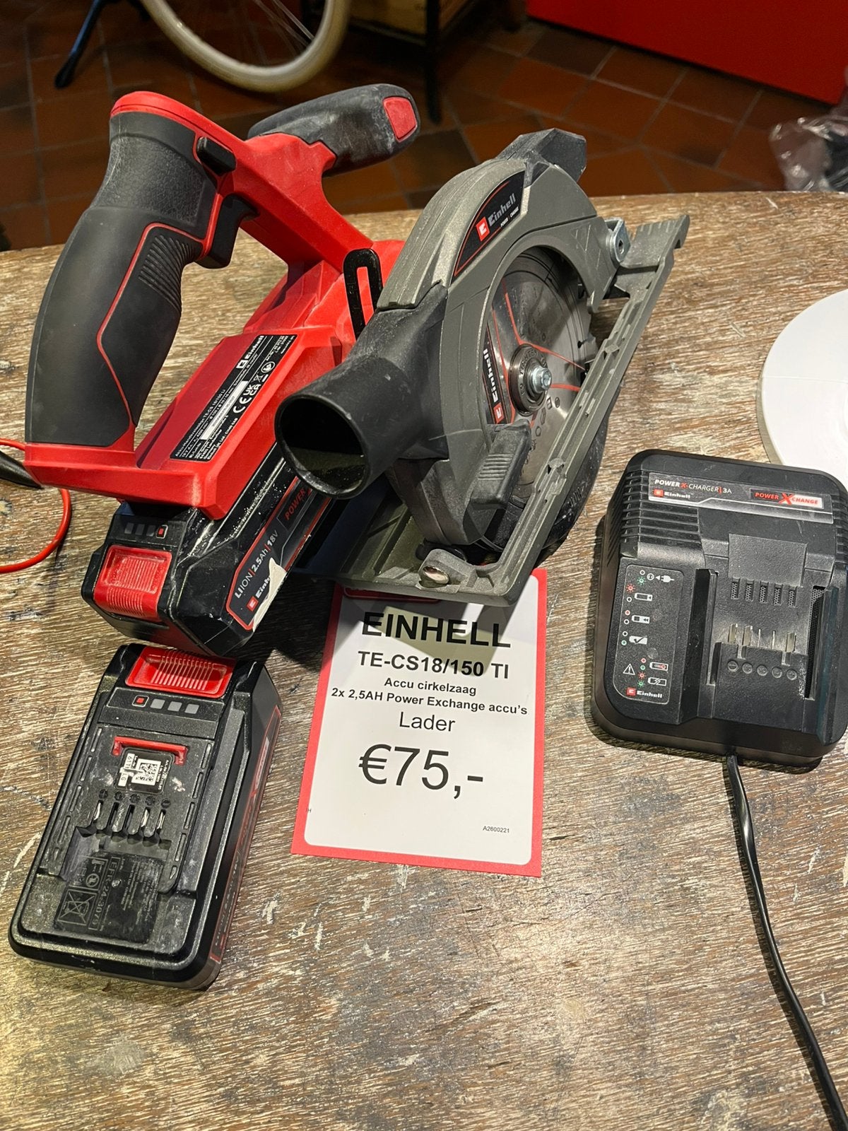 EINHELL TE-CS18/150 TI ACCU CIRKELZAAG 2x2,5 Ah accu's lader, Ophalen of Verzenden, Zo goed als nieuw, EINHELL, Zaag