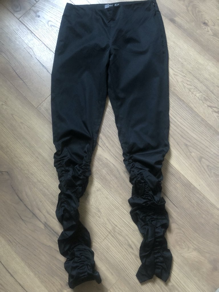FILIPPA K NIEUWE zwarte broek maat XS gerimpelde pijpen, Kleding | Dames, Zwart, Nieuw, Ophalen of Verzenden, Filippa K