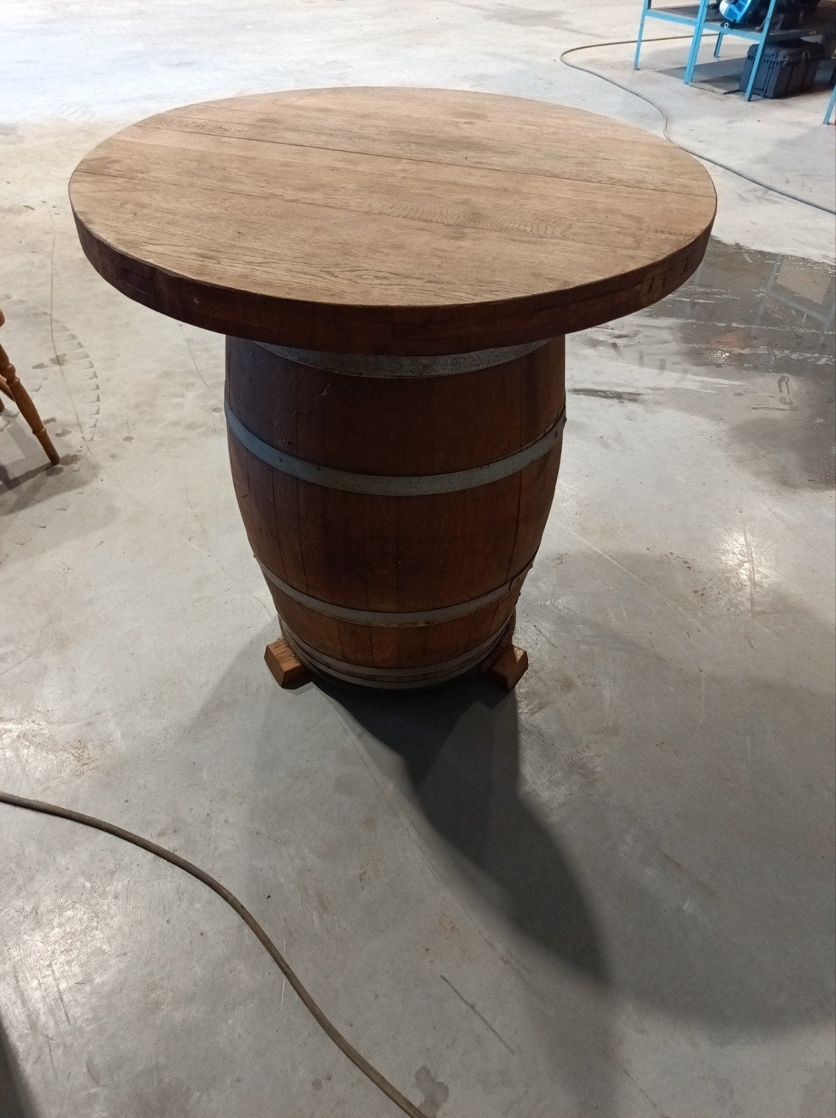 prachtige wijnvat hangtafel, Ophalen