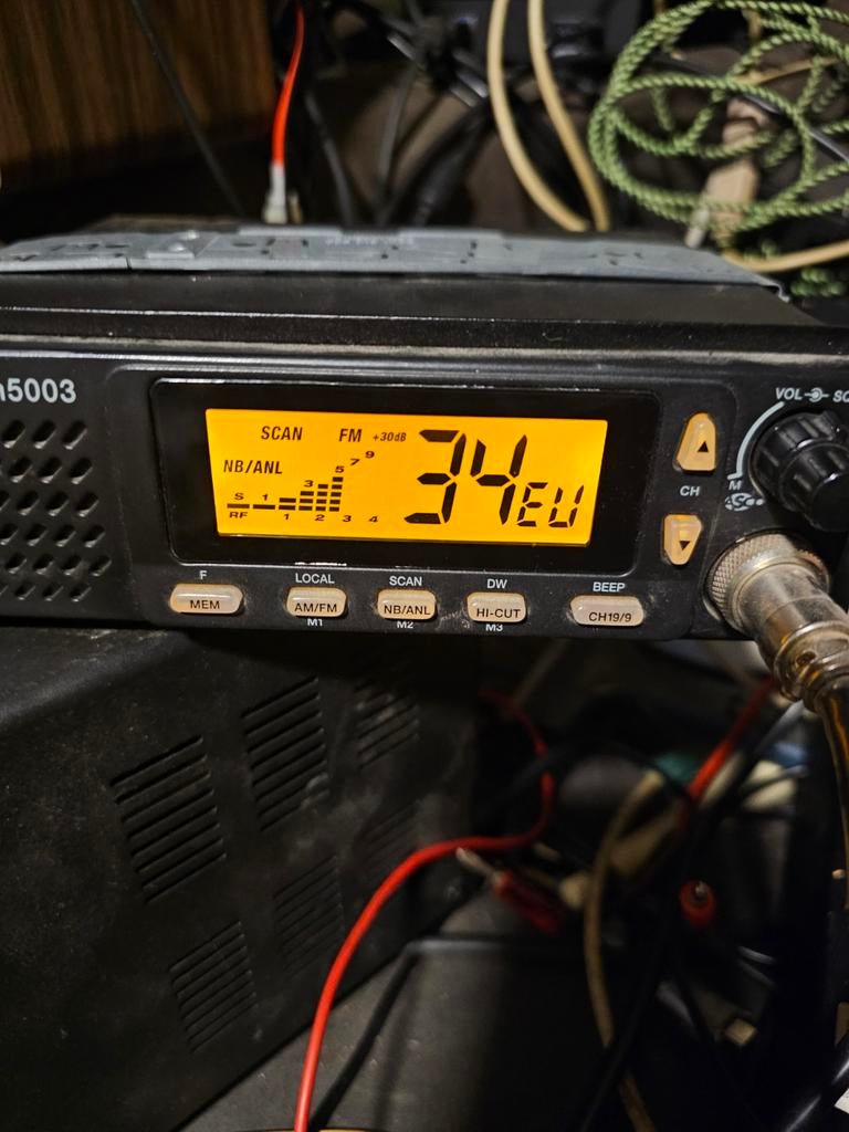 Te koop Stabo XM 5003 27mc bakkie 40 kanaals met am en fm, Ophalen of Verzenden, Gebruikt, Zender en Ontvanger