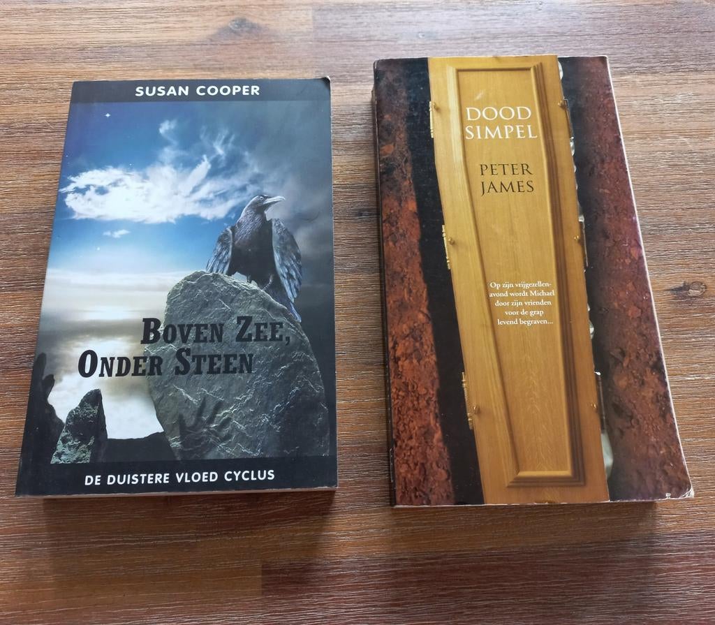 Boeken Boven zee onder steen en Dood simpel, Ophalen of Verzenden, Zo goed als nieuw