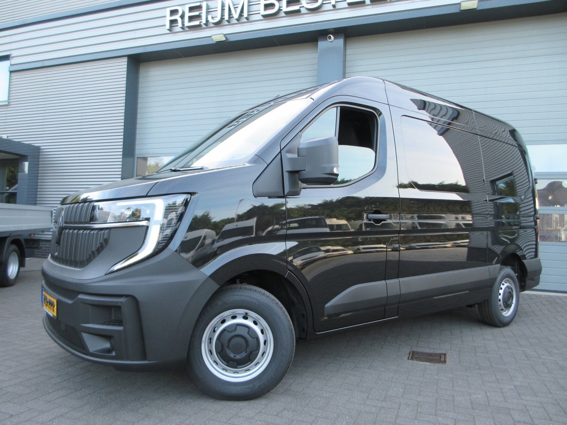Renault MASTER E-TECH T35 L2H2 Extra Long Range, 87 kWh, Car, Gebruikt, 143 pk, Parkeersensor, Renault