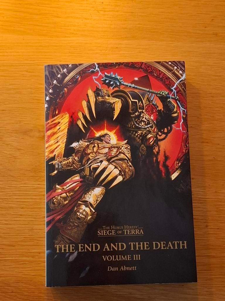 Boek: The End and the Death III - Horus Heresy (Dan Abnett), Boeken, Ophalen of Verzenden, Gelezen, Dan Abnett