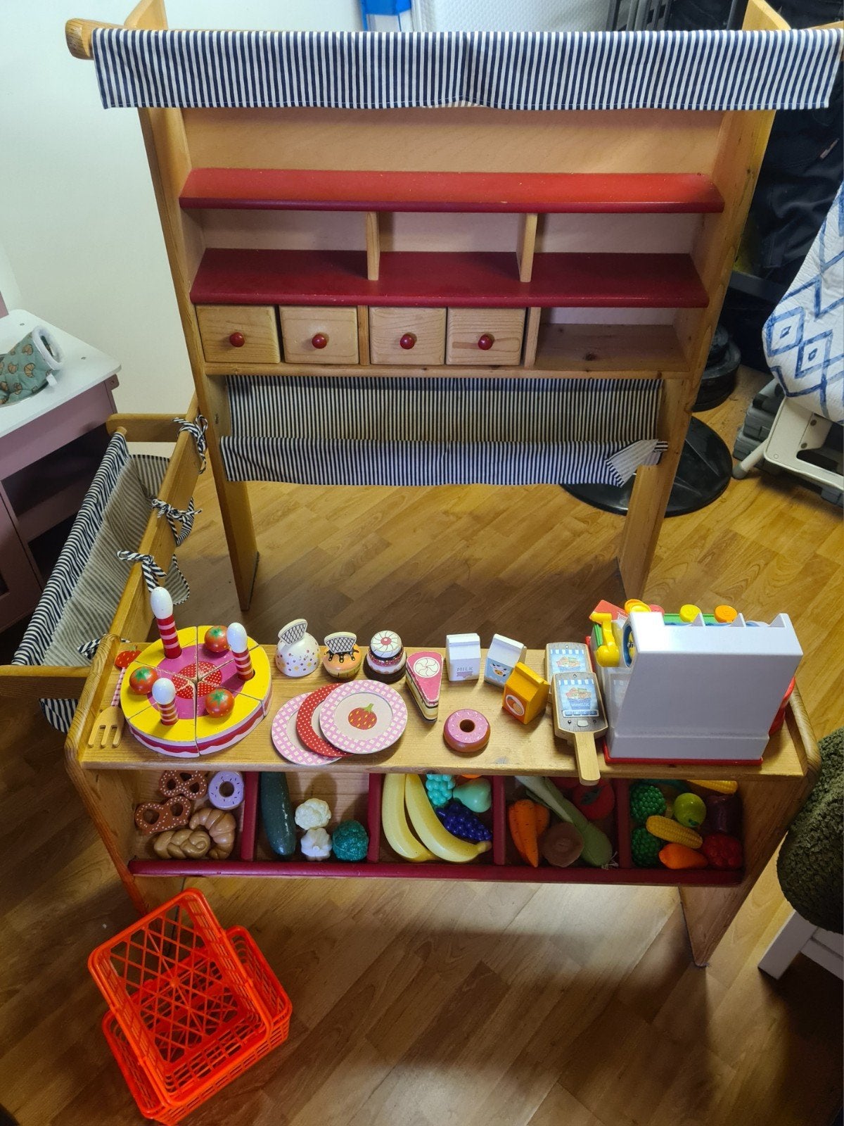 Houten Speelgoedwinkel met Kassa en Accessoires, Ophalen, Gebruikt