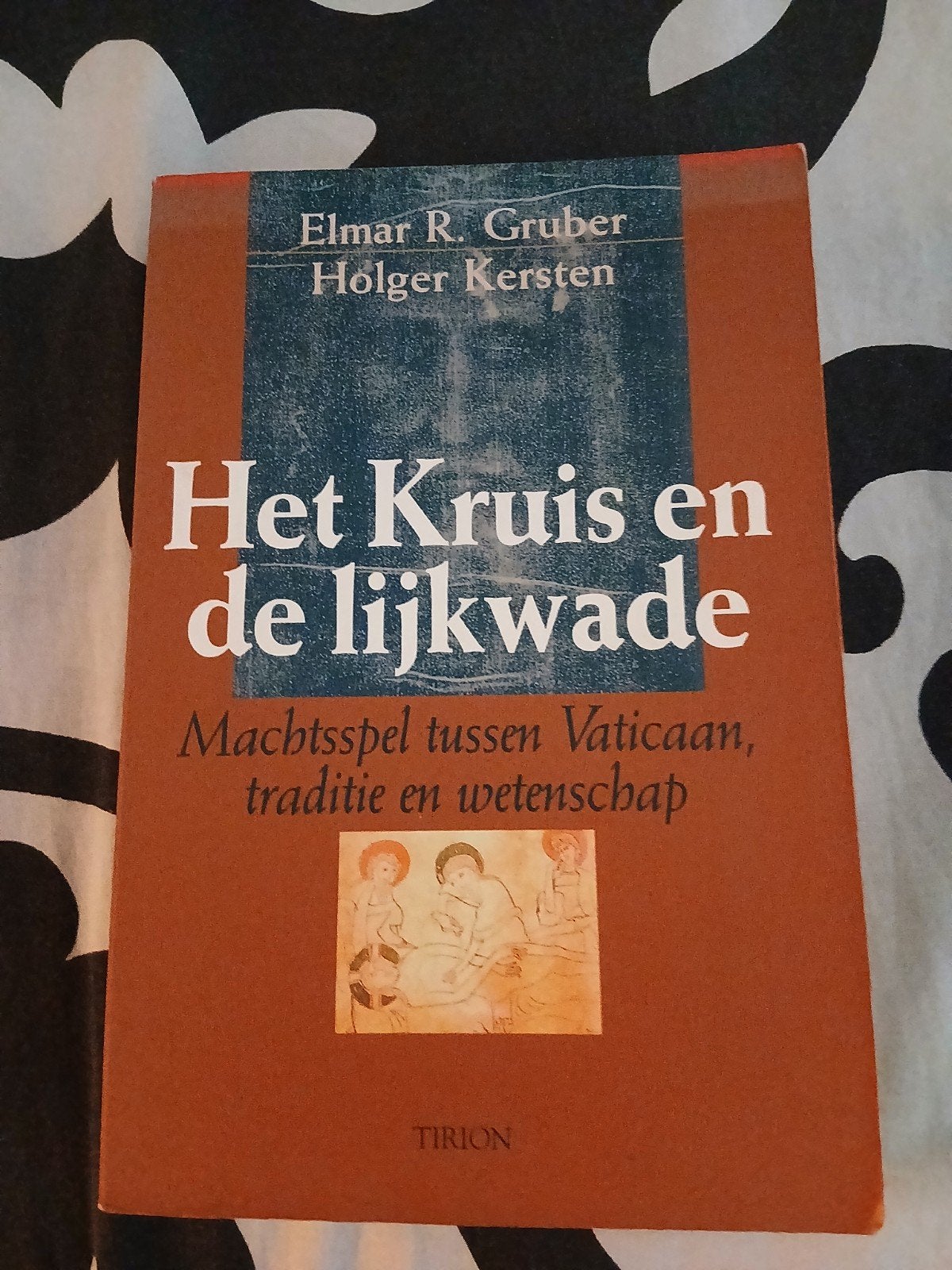 H. Kersten - Het kruis en de lijkwade, Ophalen of Verzenden, Zo goed als nieuw, H. Kersten; E.R. Gruber