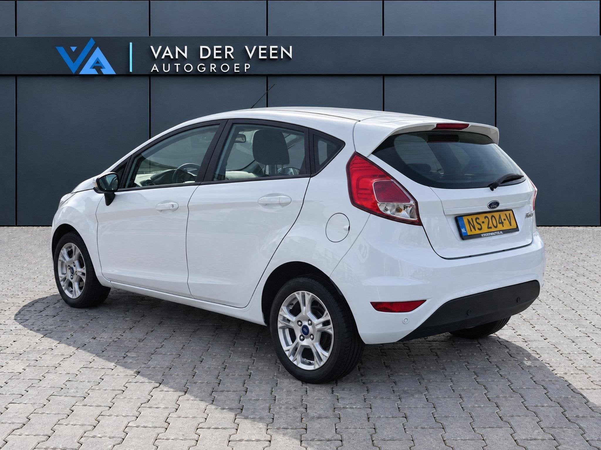 Ford Fiesta 1.0 Style Ultimate | Incl. 12 maanden garantie |, Voorwielaandrijving, Dealer onderhouden, 525 kg, 82 pk