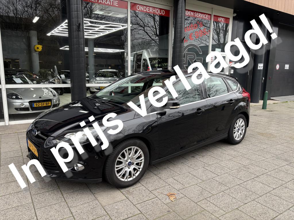 Ford Focus 1.6 EcoBoost Titanium (bj 2012), Stof, Gebruikt, Zwart, 4 cilinders