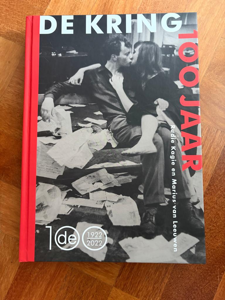 DE KRING 100 JAAR - Rudie Kagie en Marius van Leeuwen, Boeken, Ophalen, Zo goed als nieuw, Nederland