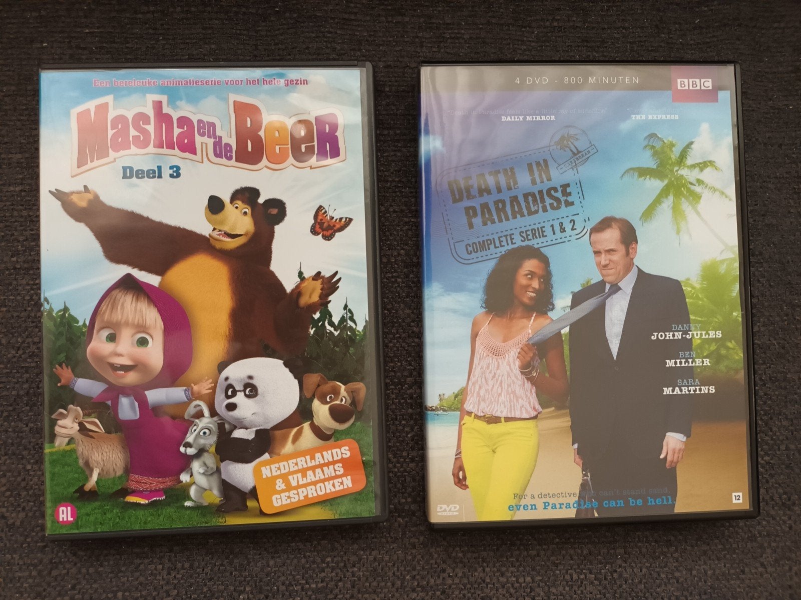 Masha en de Beer en Death in Paradise dvd's, Ophalen, Zo goed als nieuw