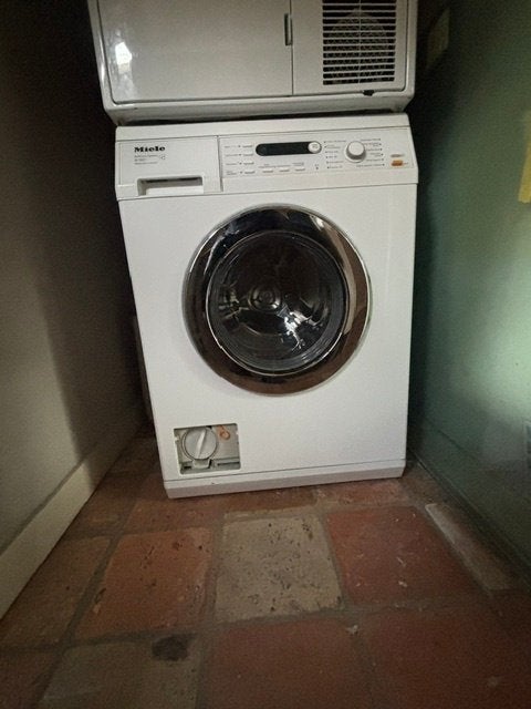 Miele W5825 wasmachine (energieklasse A+++), Witgoed en Apparatuur, Ophalen, Gebruikt, Energieklasse A of zuiniger, Voorlader