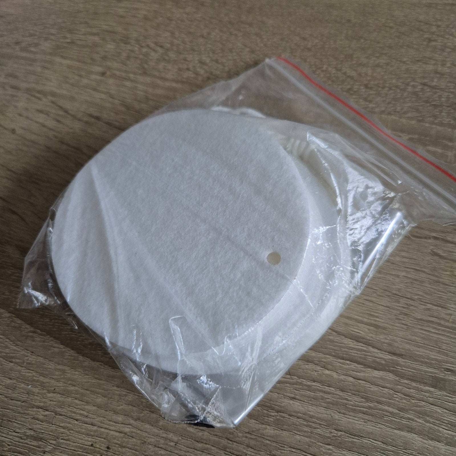 10 Vilten Kerstballen om te Versieren - Inclusief Touwtje, Textiel, Nieuw, Klaar om op te hangen, Ophalen of Verzenden