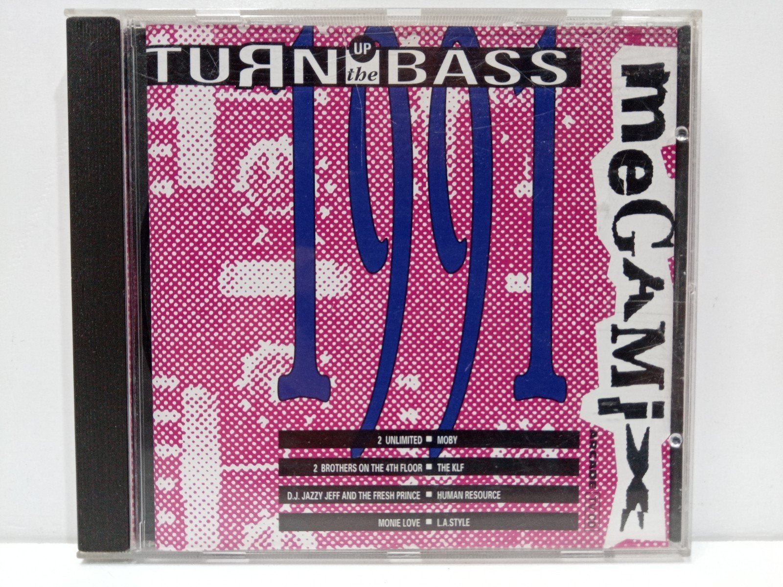 Turn Up The Bass Megamix 1991 CD - Dance Populair, Cd's en Dvd's, Ophalen of Verzenden, Gebruikt, Dance Populair