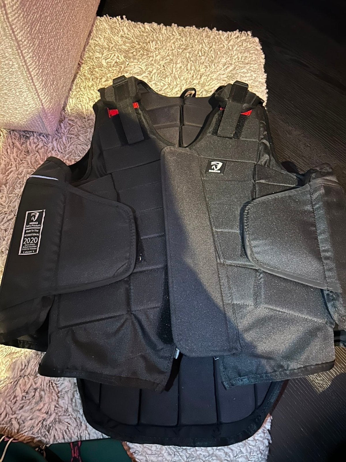 Horka body&shoulder protector nooit gebruikt kleur zwart., Ophalen, ., Nieuw, Springen