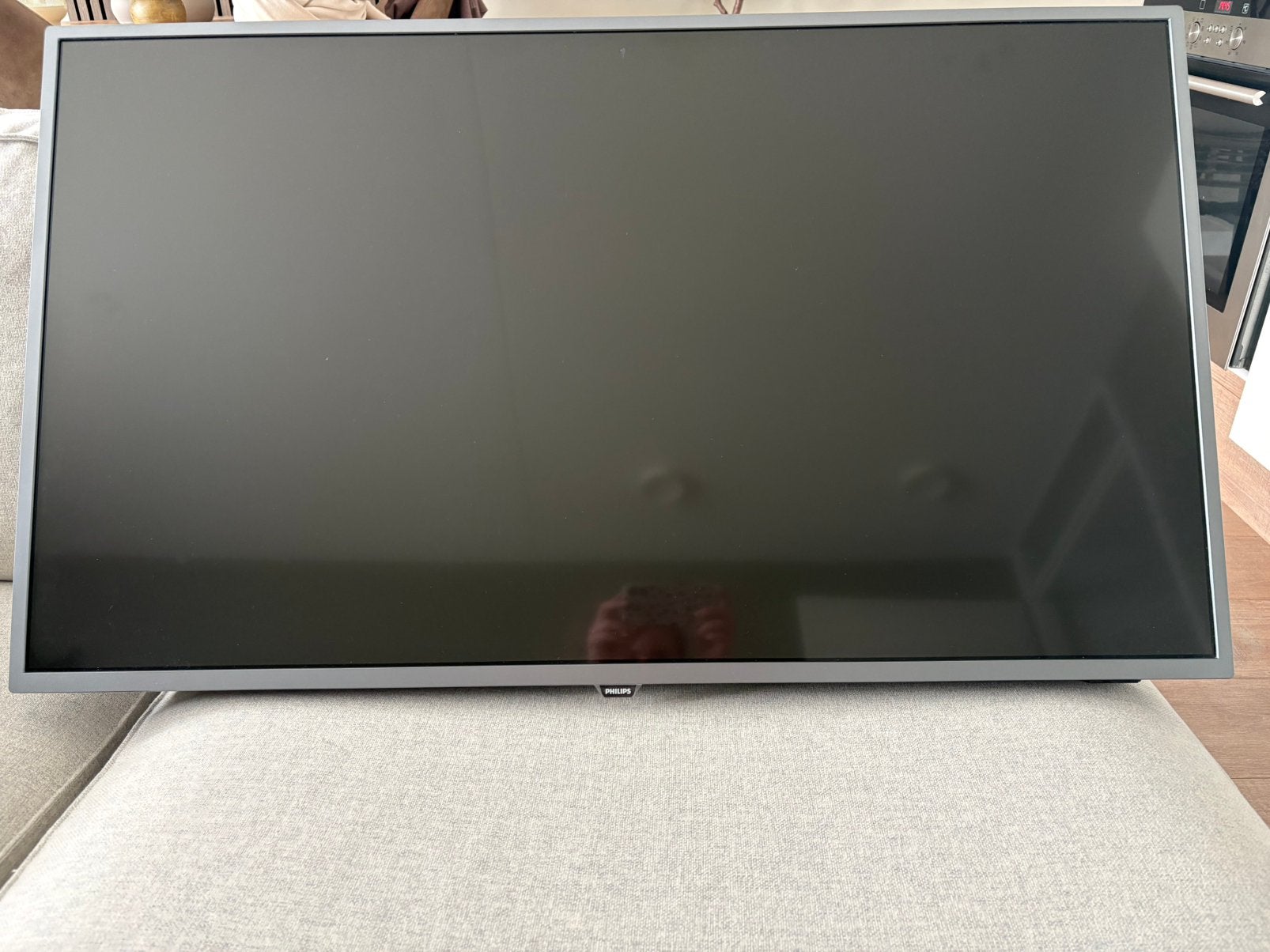 43 inch 4K Ultra HD Smart TV (m2419608329) — Televisies — Marktplaats