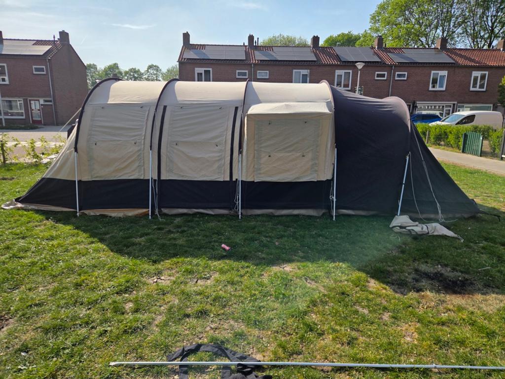 Te koop: Obelink Explorer 6 tunneltent, Ophalen, Zo goed als nieuw, Tot en met 6