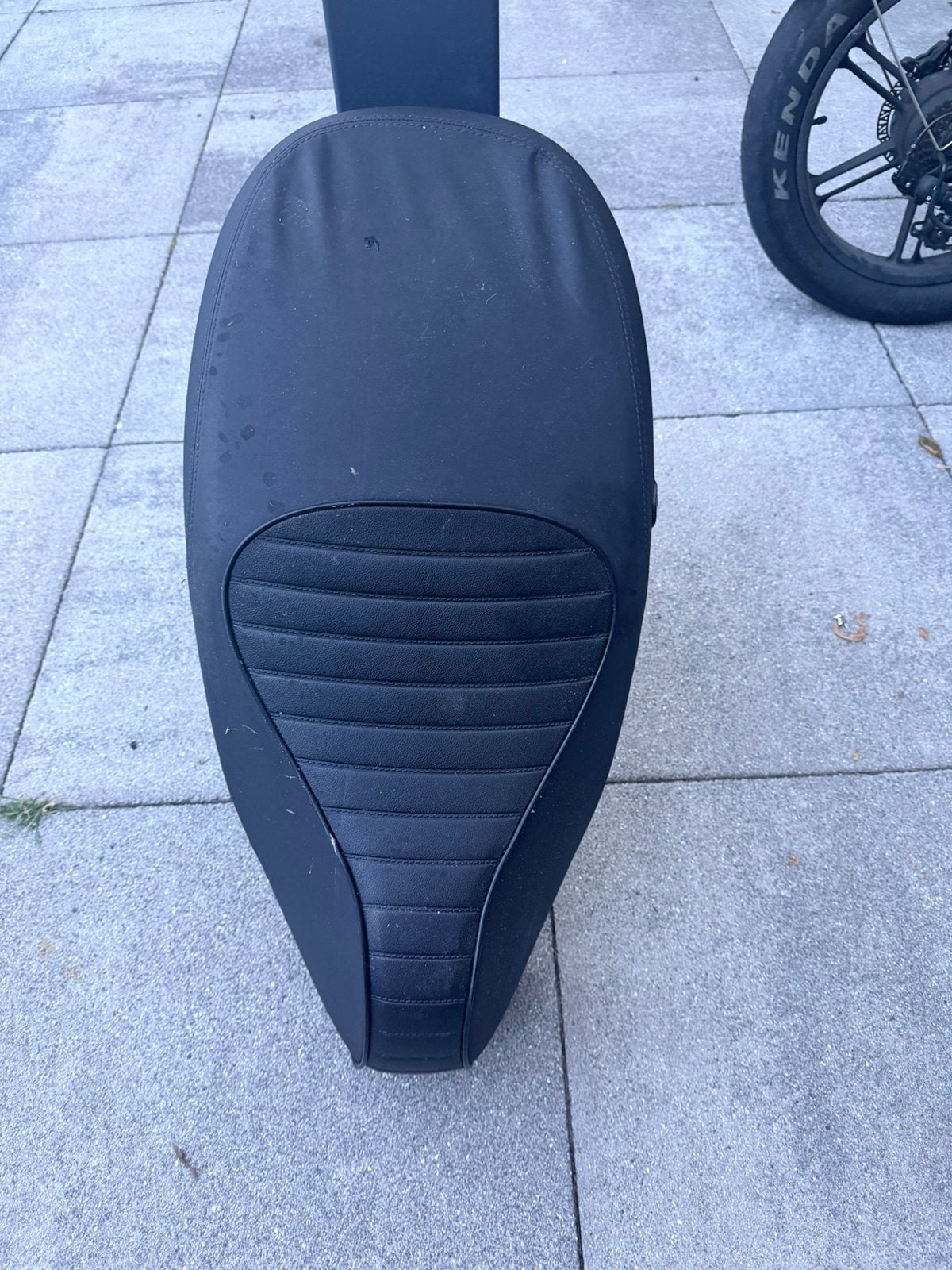 Vespa sprint zadel, Fietsen en Brommers, Brommeronderdelen | Scooters, Ophalen, Zo goed als nieuw, Zadel, Vespa