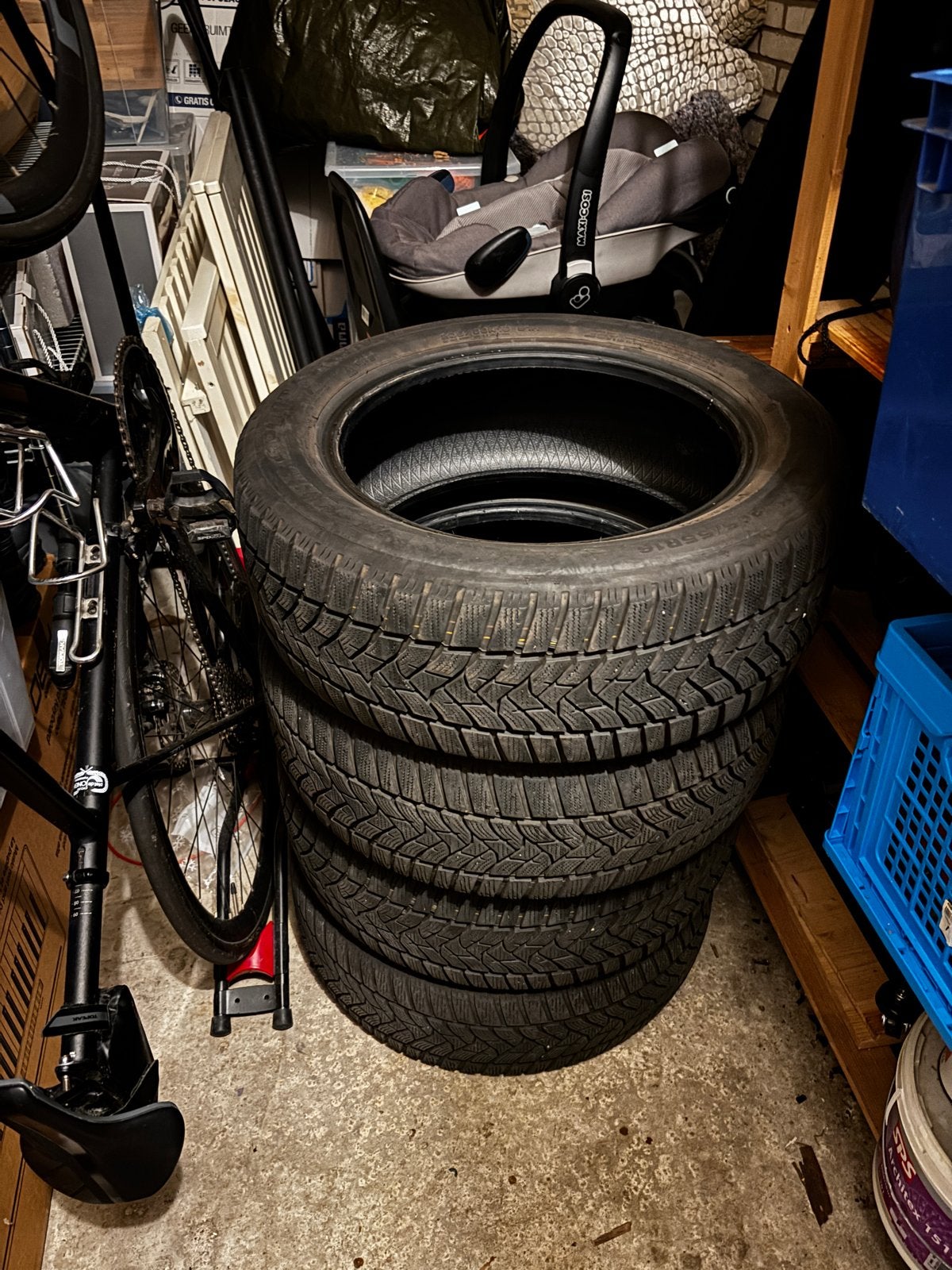 Dunlop winterbanden 205/55 R16 met 6-7 mm profiel (4 stuks), Auto-onderdelen, Banden en Velgen, Ophalen, Gebruikt, 16 inch, Band(en)