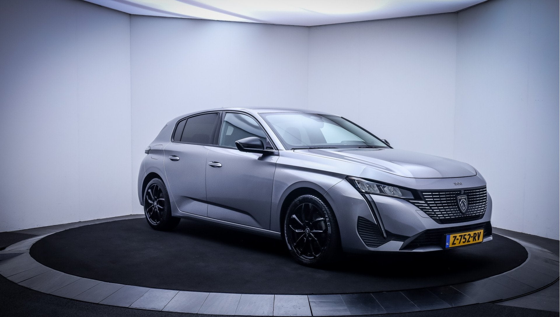 Peugeot 308 1.2T Aut ALLURE FULL LED | STUUR+STOELVERW | 360, Auto's, 1263 kg, Gebruikt, 1199 cc, Adaptive Cruise Control