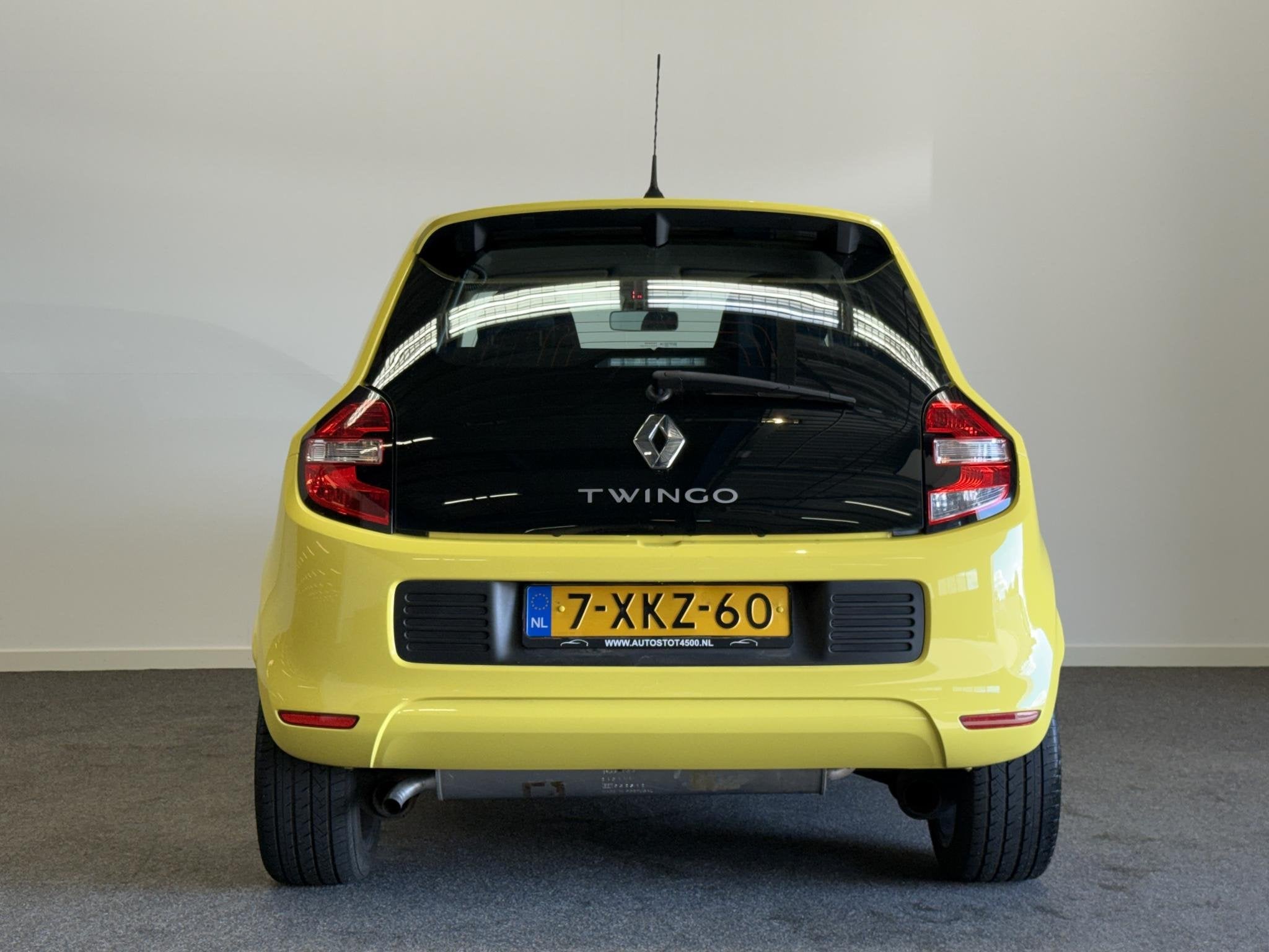 Renault Twingo 1.0 SCe Dynamique Airco! Cruise!, Gebruikt, Euro 6, 4 stoelen, Handgeschakeld