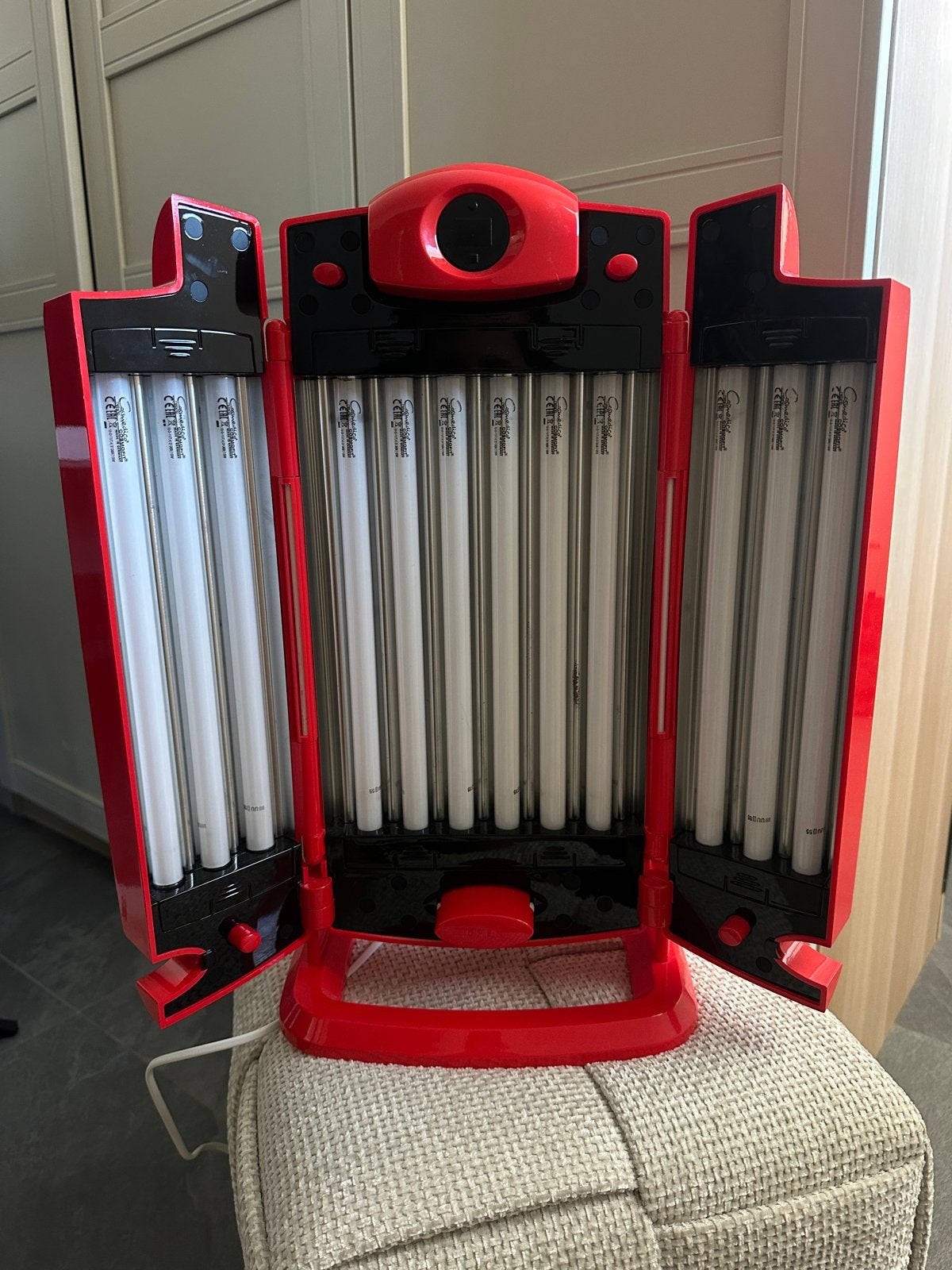 Rubino Gezichtsbruiner met Infraroodlicht, Ophalen, Gebruikt, Gezichtsbruiner, Minder dan 10 lampen
