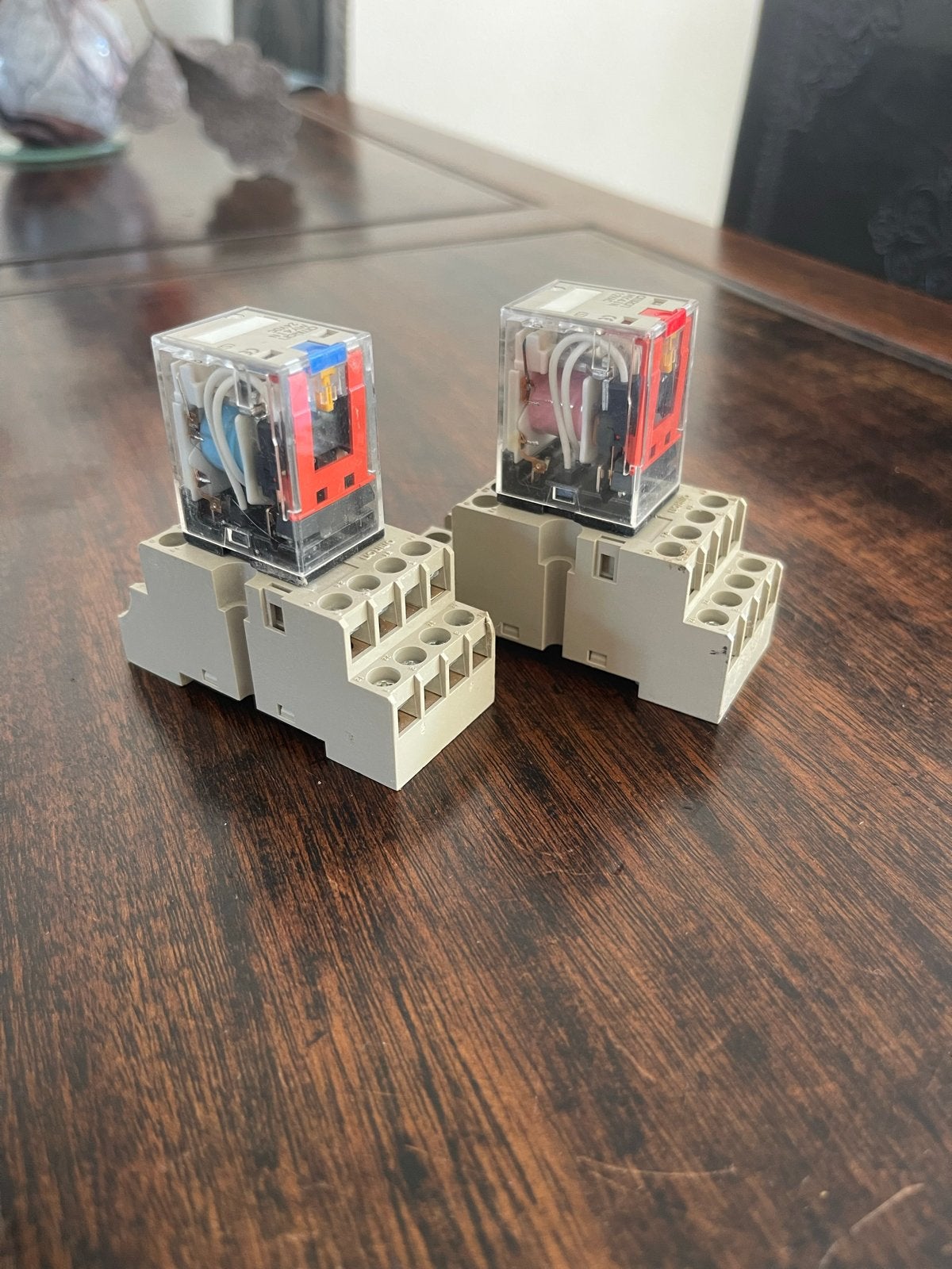 Omron MY4IN Relais 12VAC & 24VDC met Voet, Ophalen of Verzenden