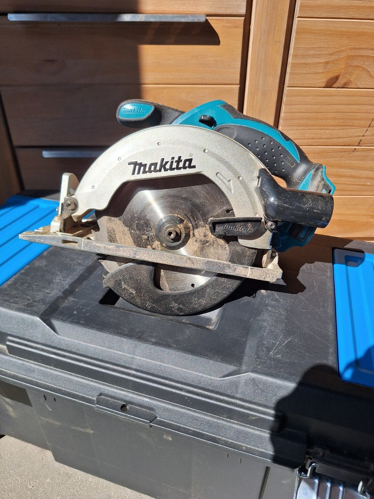 Makita DSS611 Cirkelzaag 18V (Body), Gebruikt, Cirkelzaag, 600 tot 1200 watt, Ophalen of Verzenden