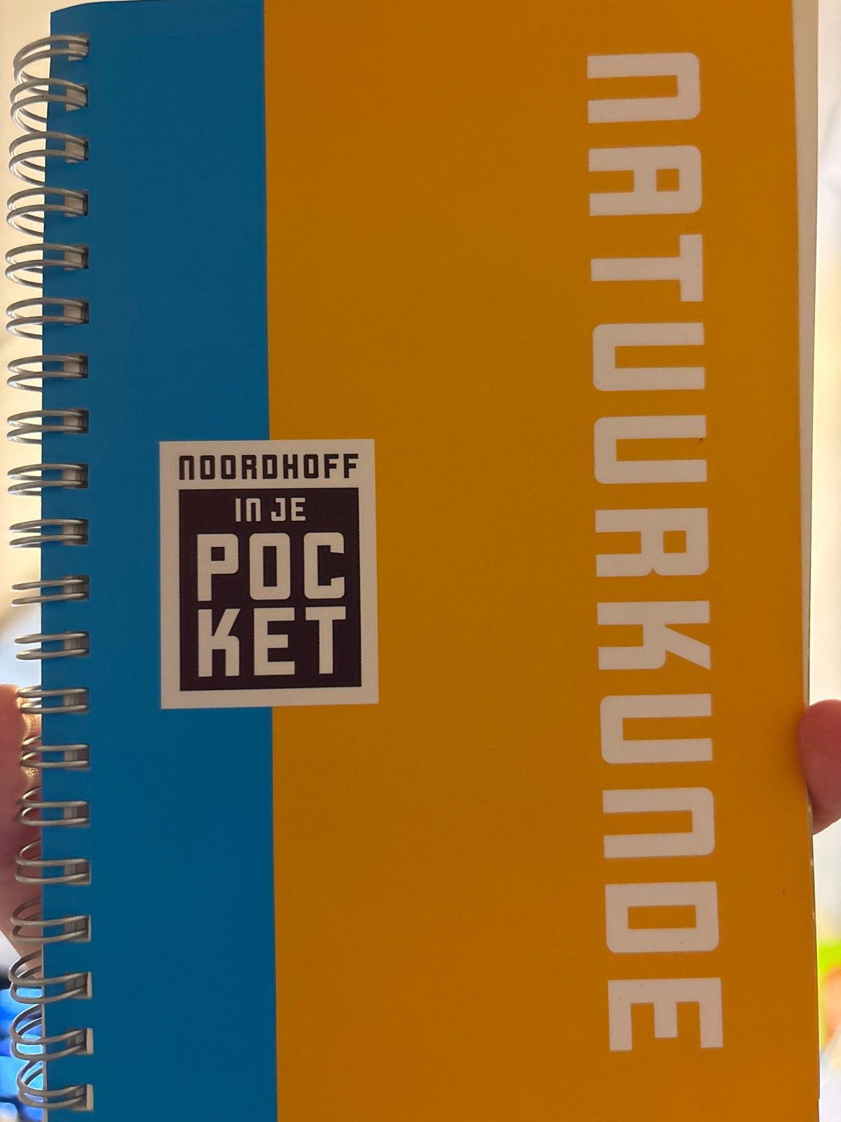 Noordhoff in je Pocket Natuurkunde Samenvatting, Boeken, Ophalen of Verzenden, Beta, Zo goed als nieuw, MBO