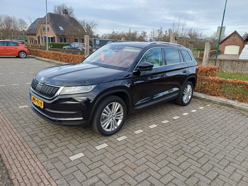 Skoda Kodiaq 2.0 TSI Greentech 191pk Dsg-7 4x4 7pl. 2019, Auto's, Skoda, Automaat, Zwart, SUV of Terreinwagen, 750 kg