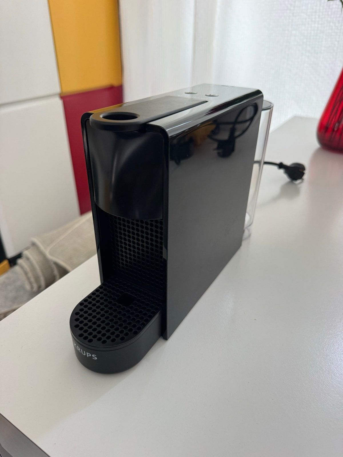 Nespresso Krups Essenza Mini, Ophalen, Espresso apparaat, Zo goed als nieuw, 1 kopje