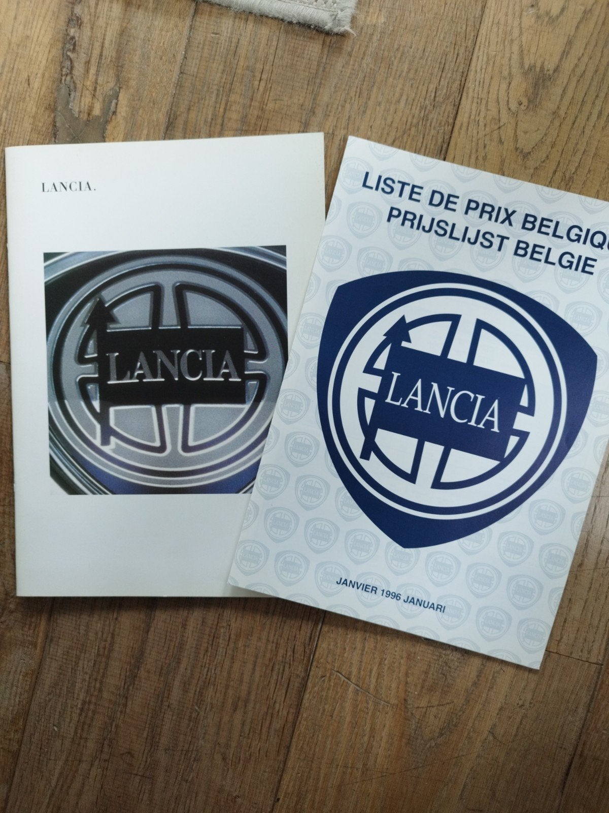 Lancia Brochure en Prijslijst 1996 - Nederlands, Boeken, Auto's | Boeken, Gelezen, Ophalen of Verzenden, Overige merken, Lancia