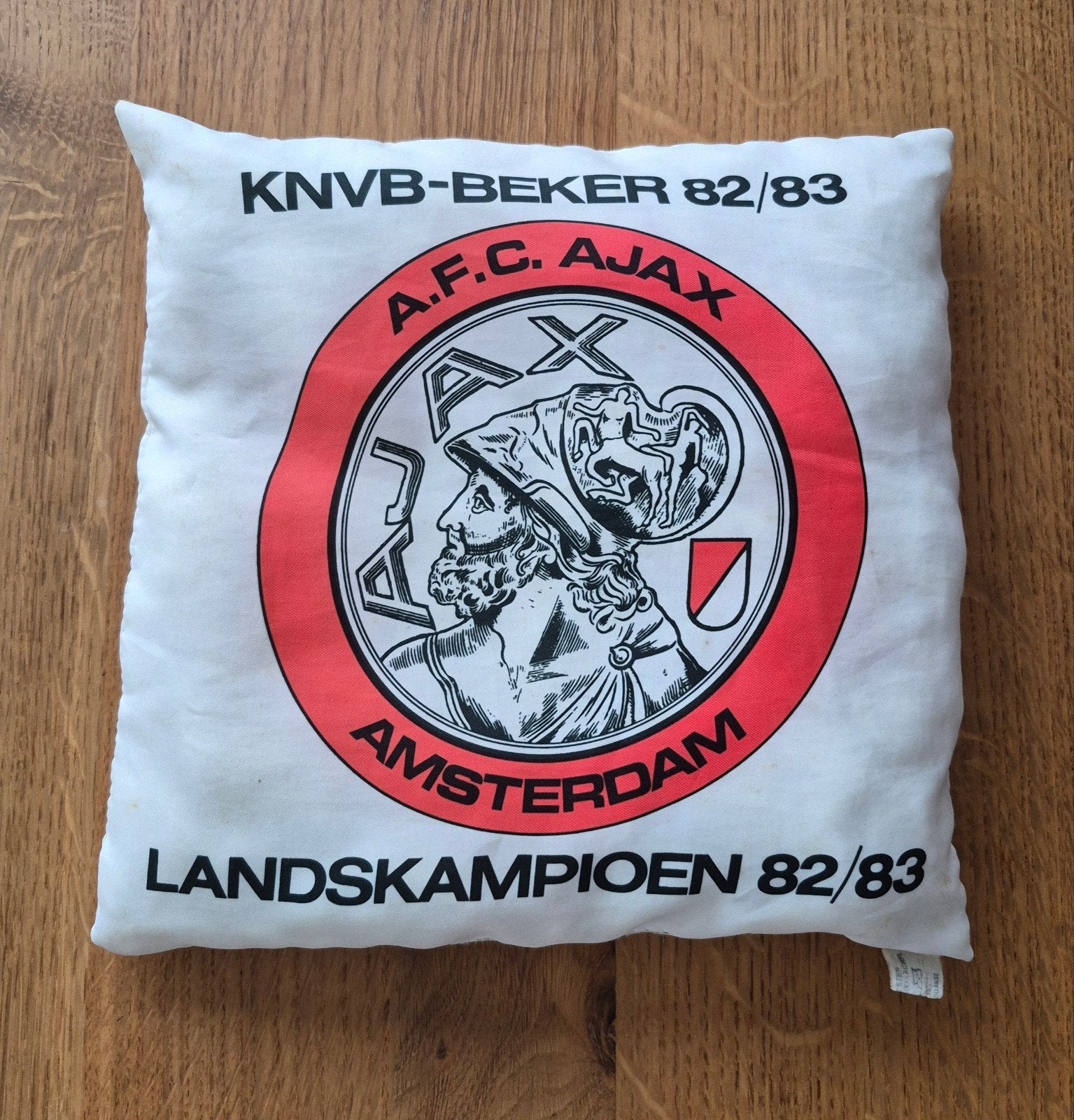 Vintage AFC Ajax KNVB Beker & Landskampioen 82/83 Kussen, Overige merken, Gebruikt, Wit, Vierkant