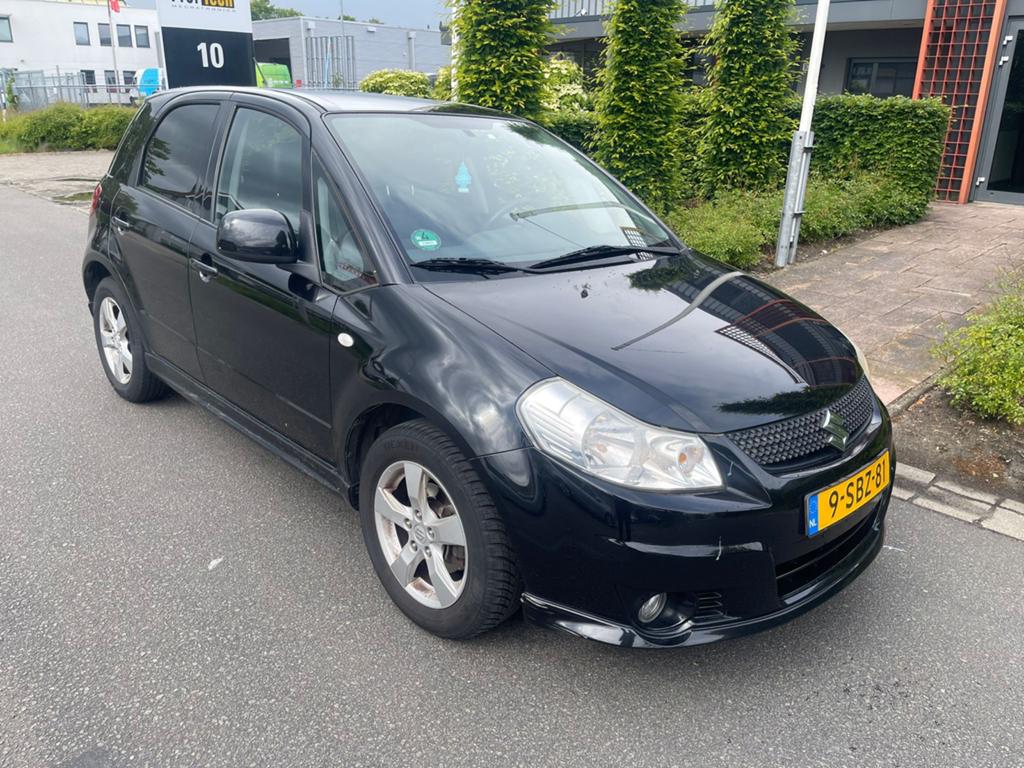 Suzuki SX4