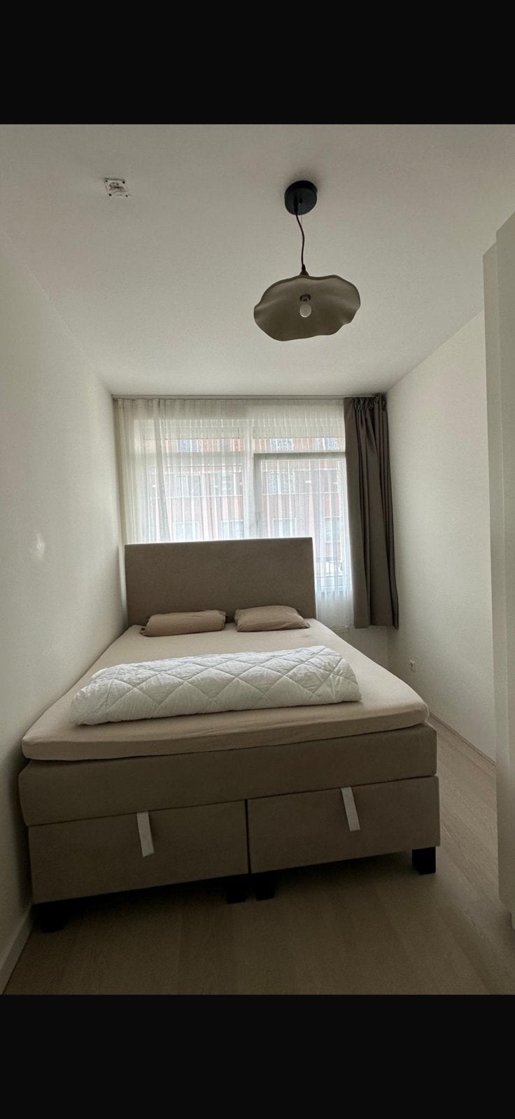 Bed, Huis en Inrichting, Ophalen, Zwart, Tweepersoons, Zo goed als nieuw