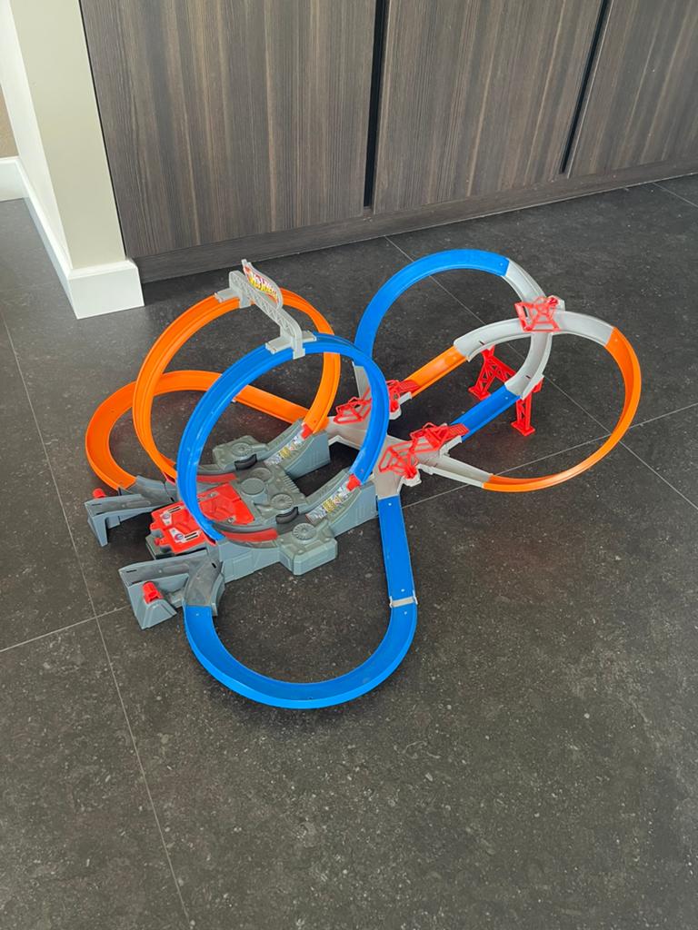 Hot Wheels Racebaan met Loopings en Extra Onderdelen, Kinderen en Baby's, Speelgoed | Racebanen, Ophalen of Verzenden, Hot Wheels