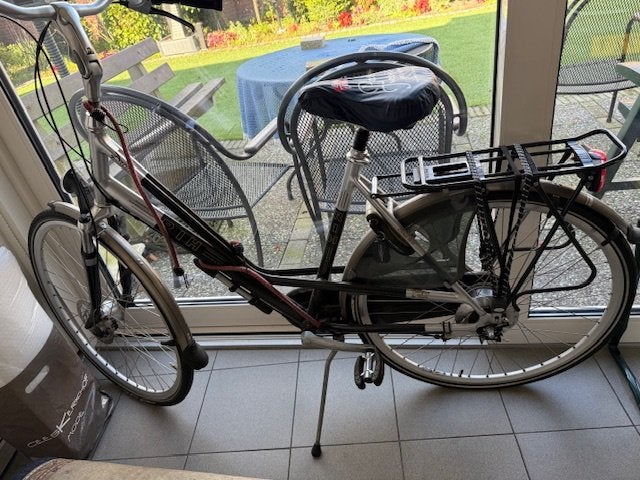Te koop damesfiets, Fietsen en Brommers, Gebruikt, 47 tot 50 cm, Versnellingen, Trommelrem