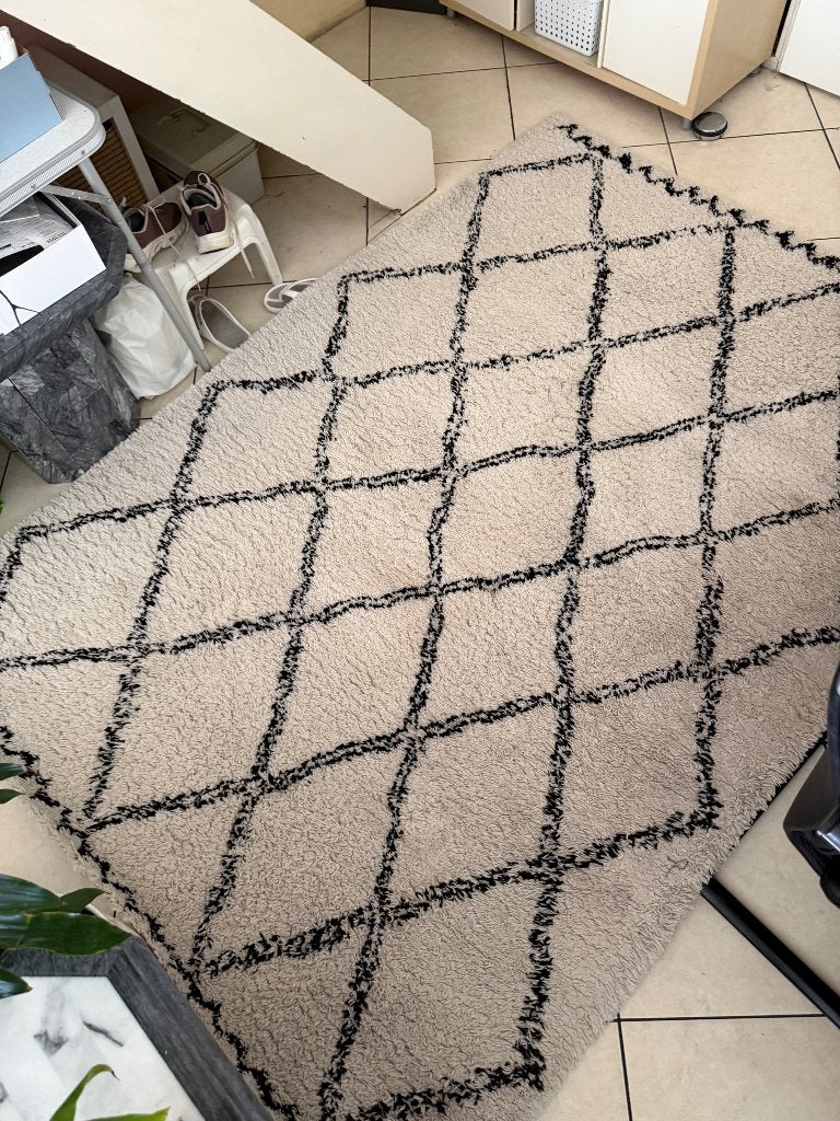 Vloerkleed creme zwart ruit 160 x 230 hoogpolig, Ophalen, Gebruikt, 150 tot 200 cm, Crème