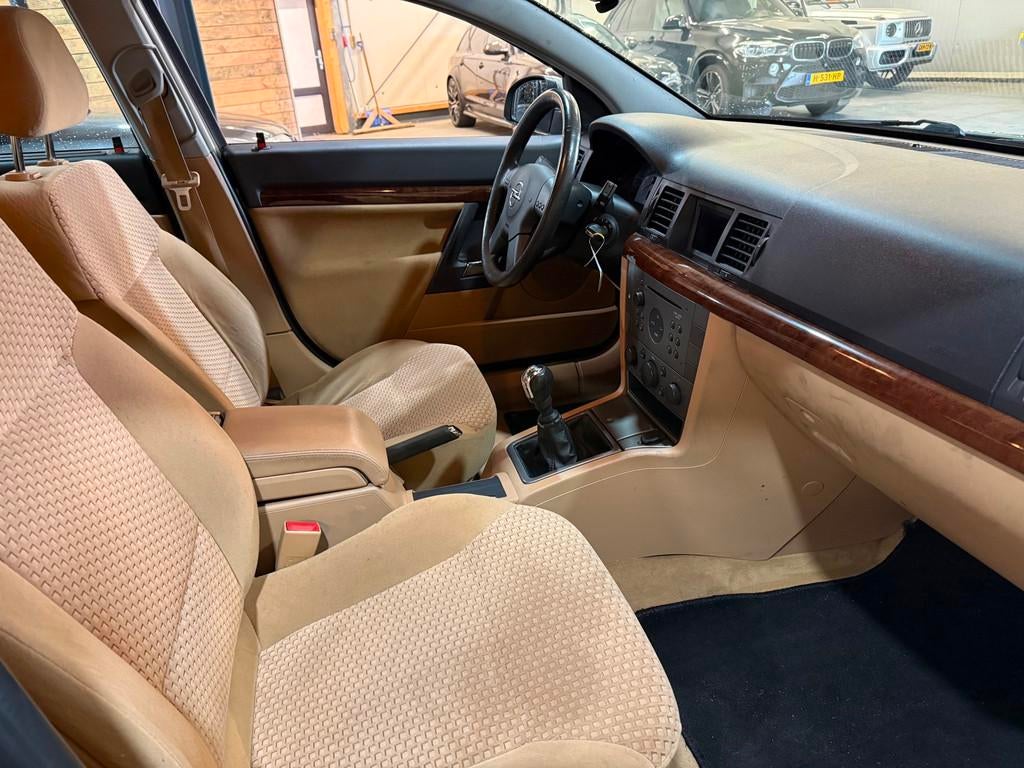 Opel Vectra 1.8-16V Elegance 2003 Sedan 122.000 KM NL auto, Auto's, Gebruikt, Emergency brake assist, 4 cilinders, 1796 cc