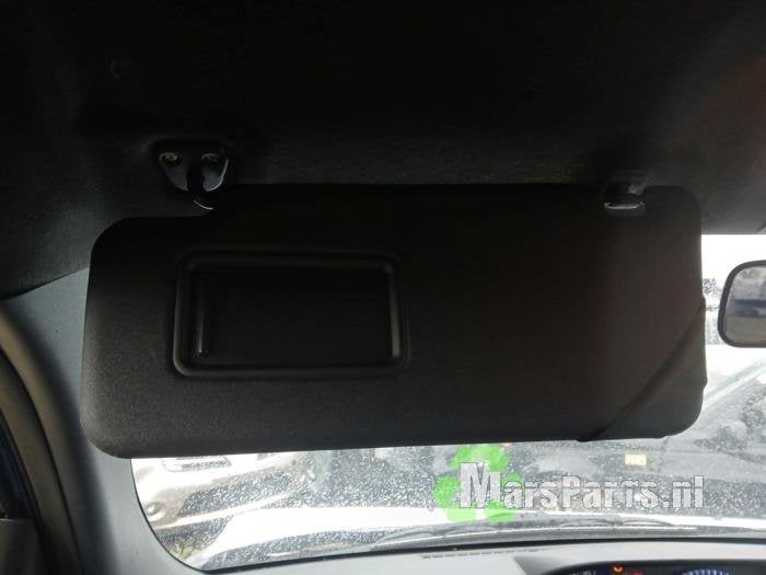 Zonneklep van een Daihatsu Materia, Gebruikt, Daihatsu, -, -