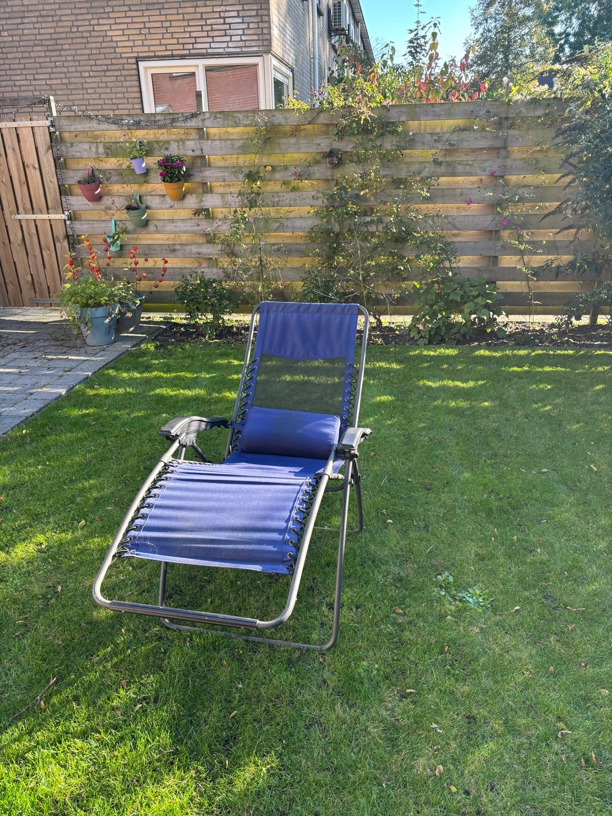 Comfortabele verstelbare relaxstoel - Blauw, Ophalen, Gebruikt, Metaal, Verstelbaar